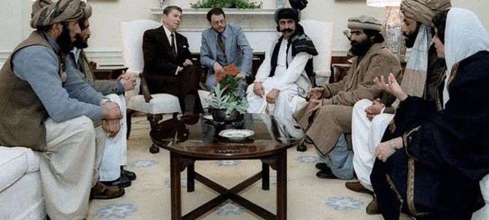 “911”美国式回旋镖开元棋牌网站CIA和(图6)